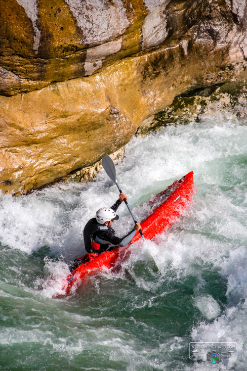 photo cano raft air boat canoe verdon